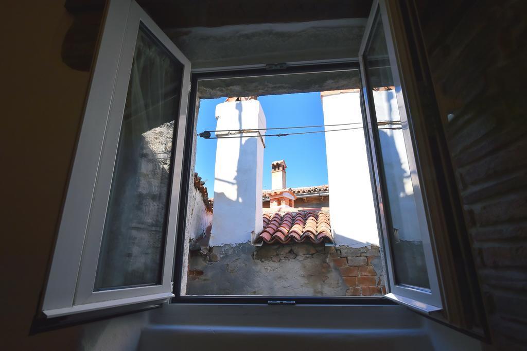 Antique Apartment Arsenale Rovinj Luaran gambar