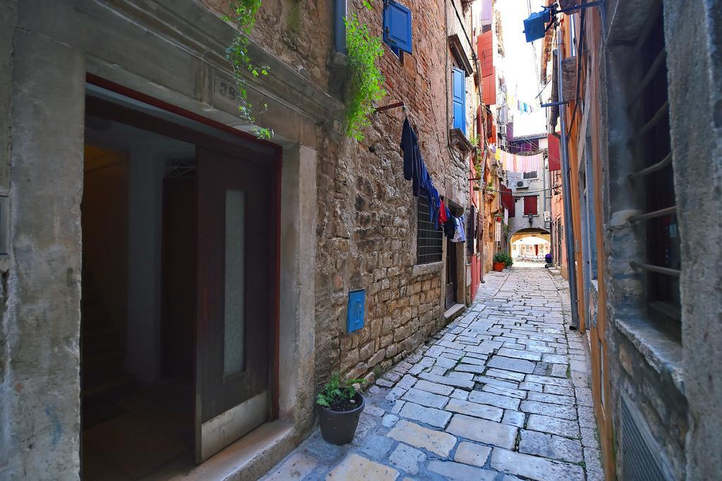 Antique Apartment Arsenale Rovinj Luaran gambar